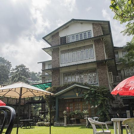 Oyo 2402 Hotel Highwinds 실롱 외부 사진