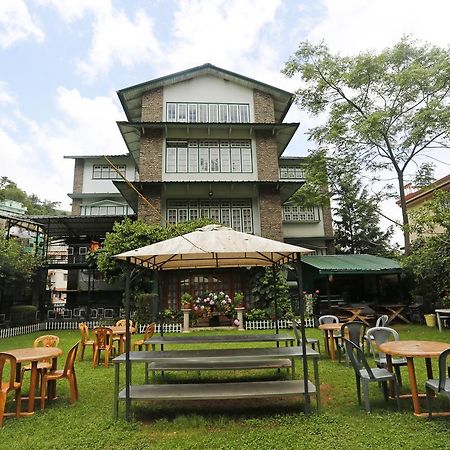 Oyo 2402 Hotel Highwinds 실롱 외부 사진
